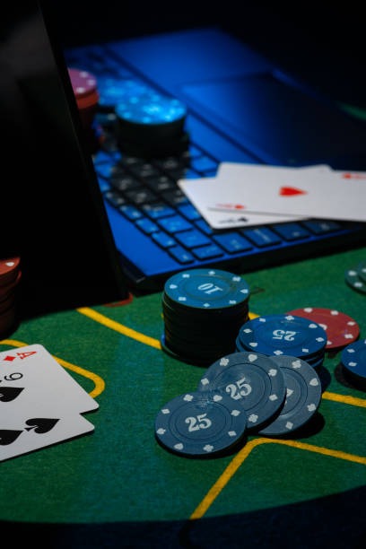 slotguru88 mobile app interface showing live-dealer lobby and navigation menu